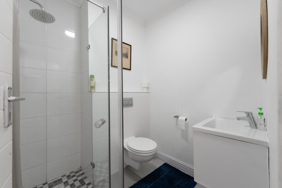 To Let 2 Bedroom Property for Rent in Observatory Western Cape